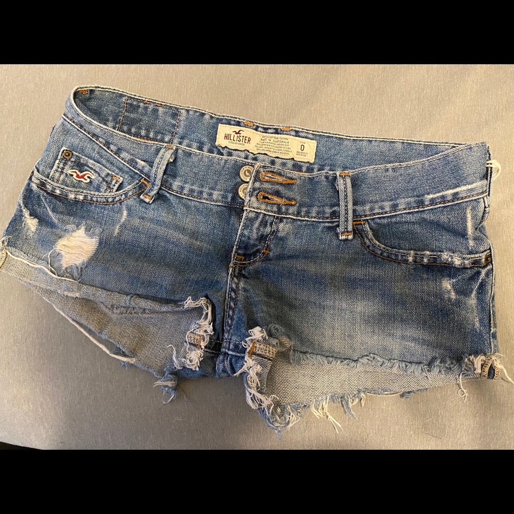 Hollister cut off short shorts.